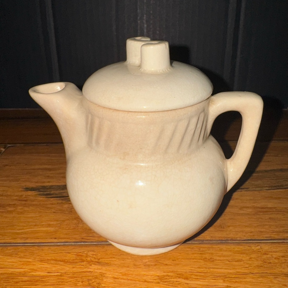 Vintage Salada Tea Pot, Made In USA, Cream, MCM